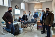 Ο Αντιπεριφερειάρχης Π.Ε. Ηλείας Β. Γιαννόπουλος στην Εθελοντική Αιμοδοσία στα Κρέστενα